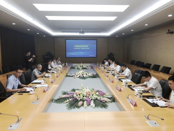 齊魯股權(quán)交易中心黨委副書記、總裁李雪一行訪問浪潮集團(tuán)