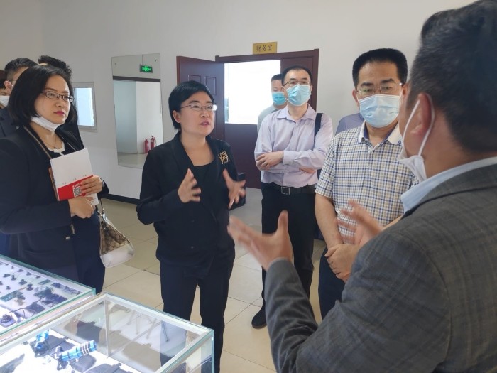   攜手服務(wù)  推動發(fā)展  省管企業(yè)高質(zhì)量發(fā)展服務(wù)隊與齊魯股權(quán)開展“掛牌工作大回訪”活動