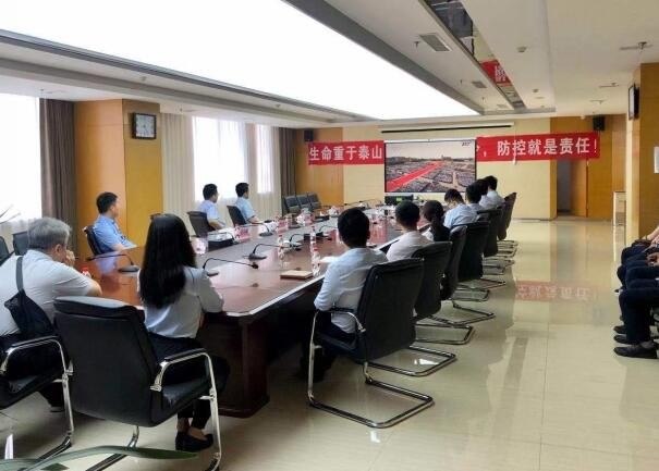 齊魯股交組織廣大黨員干部職工收聽收看“中國共產(chǎn)黨成立100周年大會(huì)”直播引發(fā)熱烈反響
